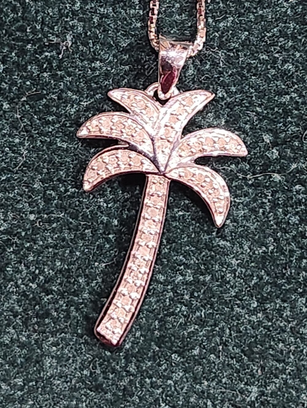 Sterling Silver White Diamond Palm Tree Pendant With 18" Nefklace
